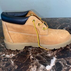 Women Timberland Boots Size 5.5